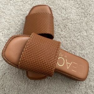 Beach by Matisse Sandals